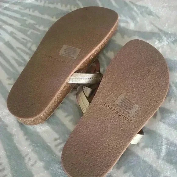 Tory Burch Metallic Gold Miller Cloud Sandal SZ 6 - Picture 3 of 4